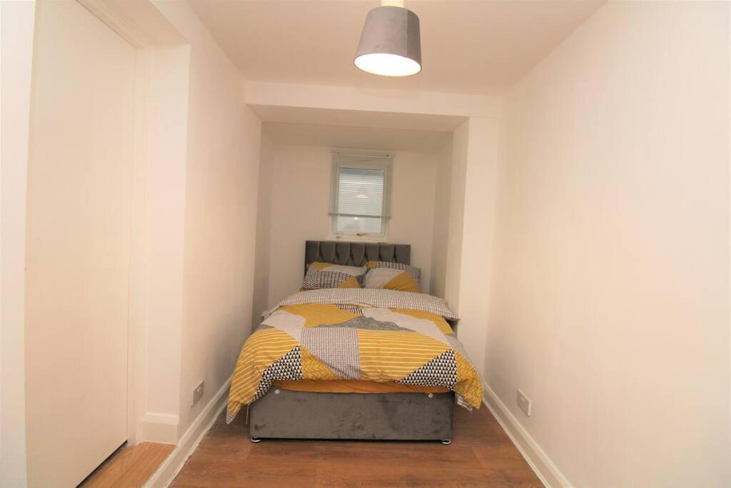 Apartament Ideal 2 Bed Flat Close To City Londyn Zewnętrze zdjęcie